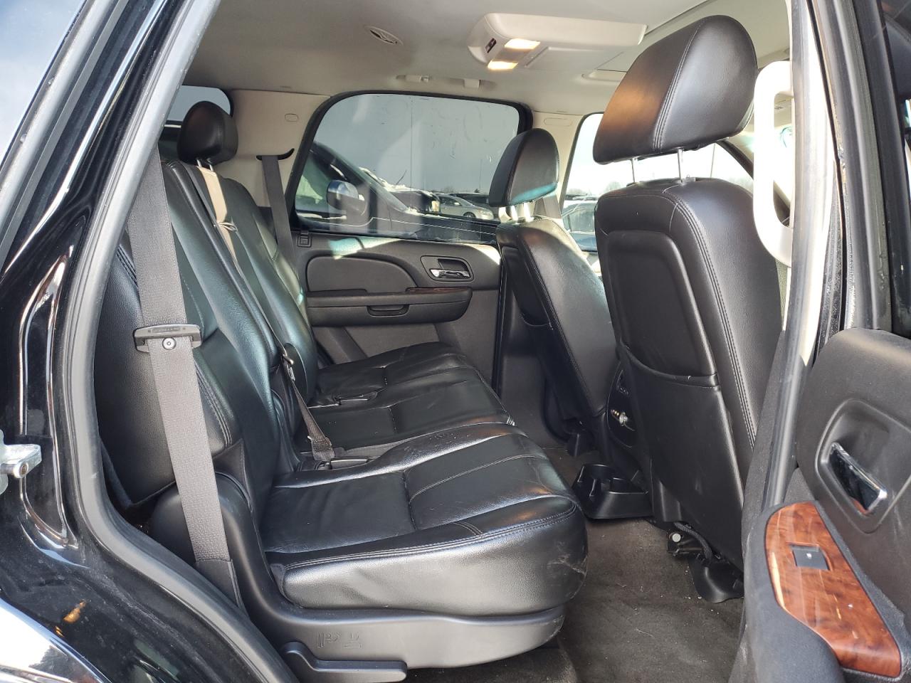 2007 Chevrolet Tahoe - Image 11