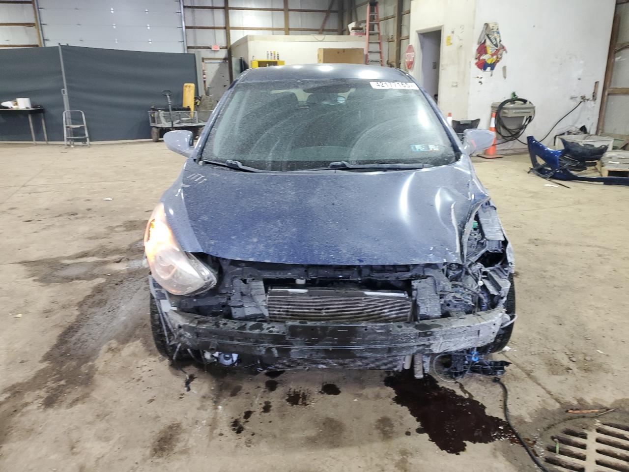 2013 Hyundai Elantra - Image 5