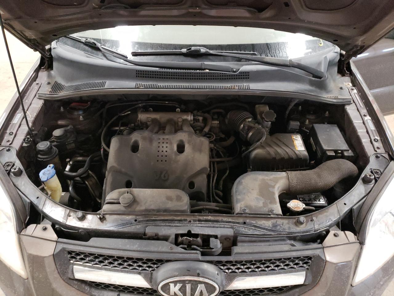 2009 Kia Sportage - Image 12