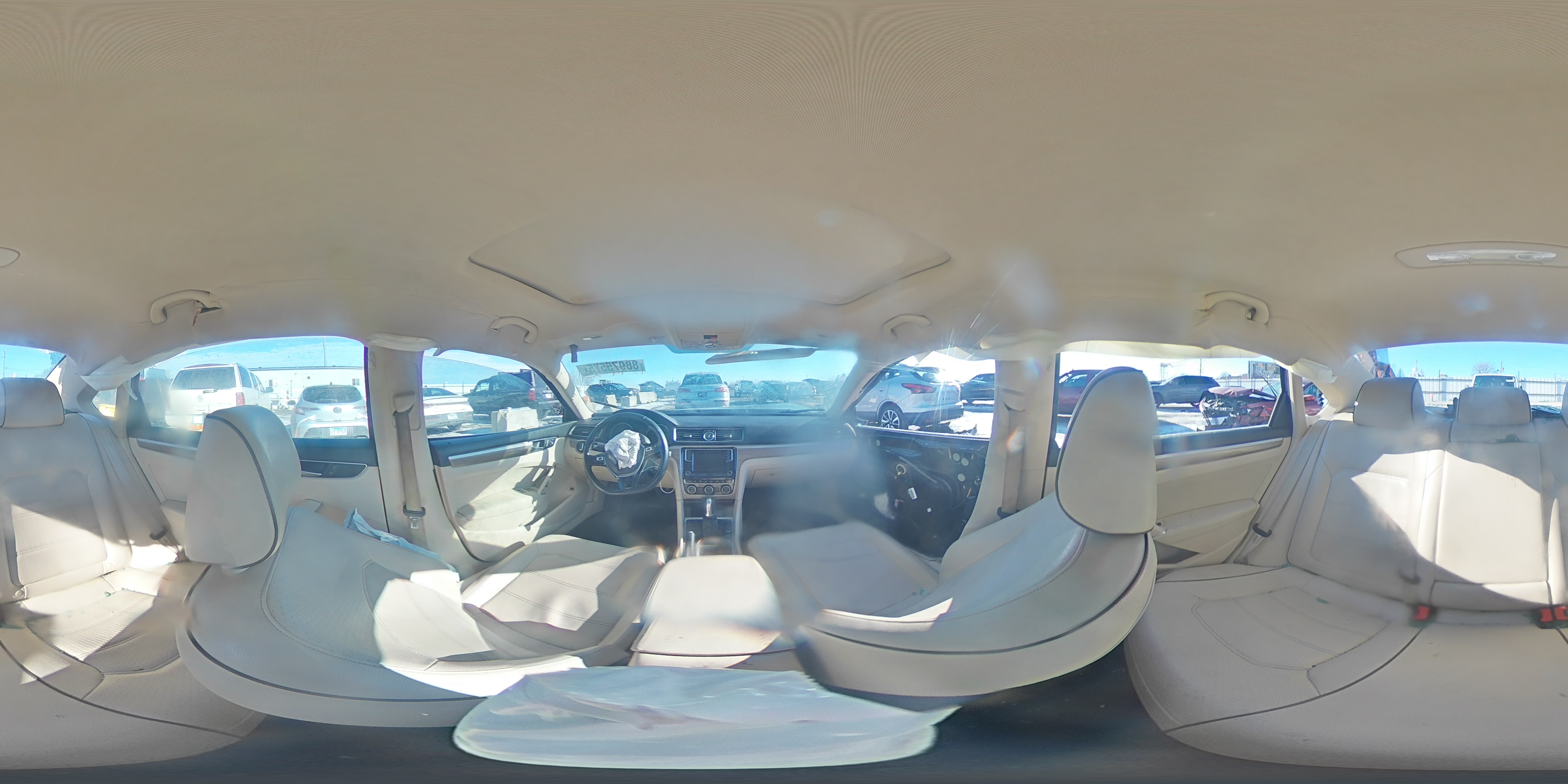 2016 Volkswagen Passat - Image 12