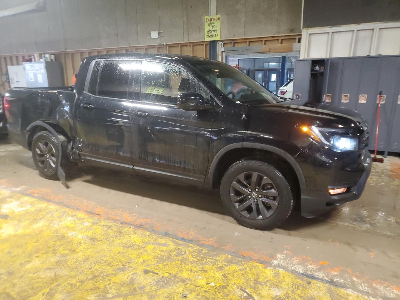 2022 Honda Ridgeline - Image 4