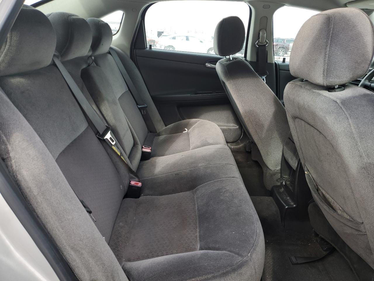 2008 Chevrolet Impala - Image 10