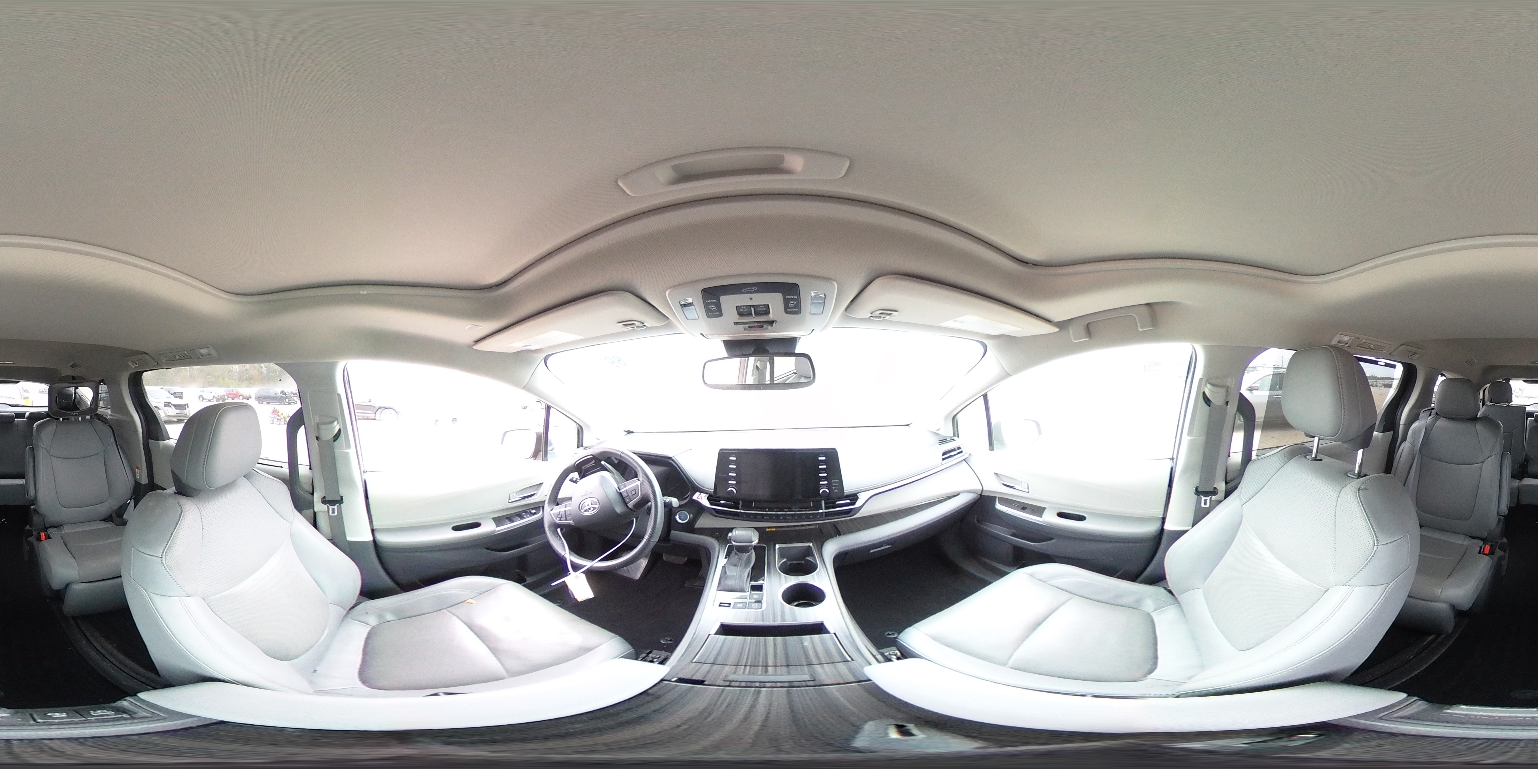 2022 Toyota Sienna - Image 14