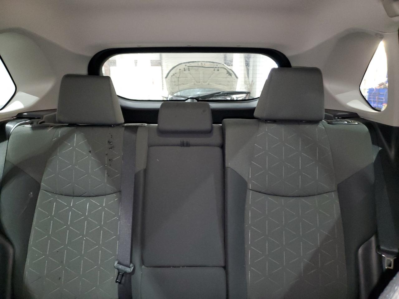 2022 Toyota RAV 4 - Image 10