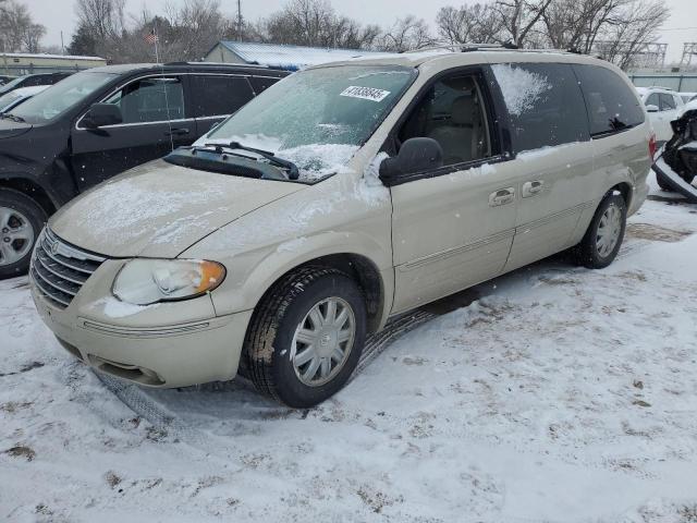 2005 Chrysler Town & Country Limited