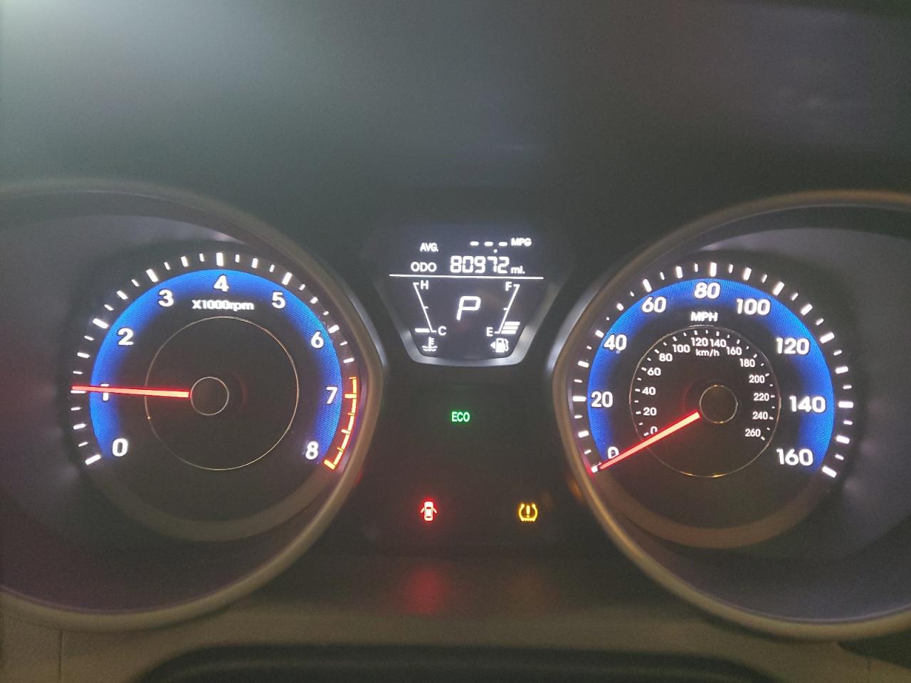 2013 Hyundai Elantra - Image 9