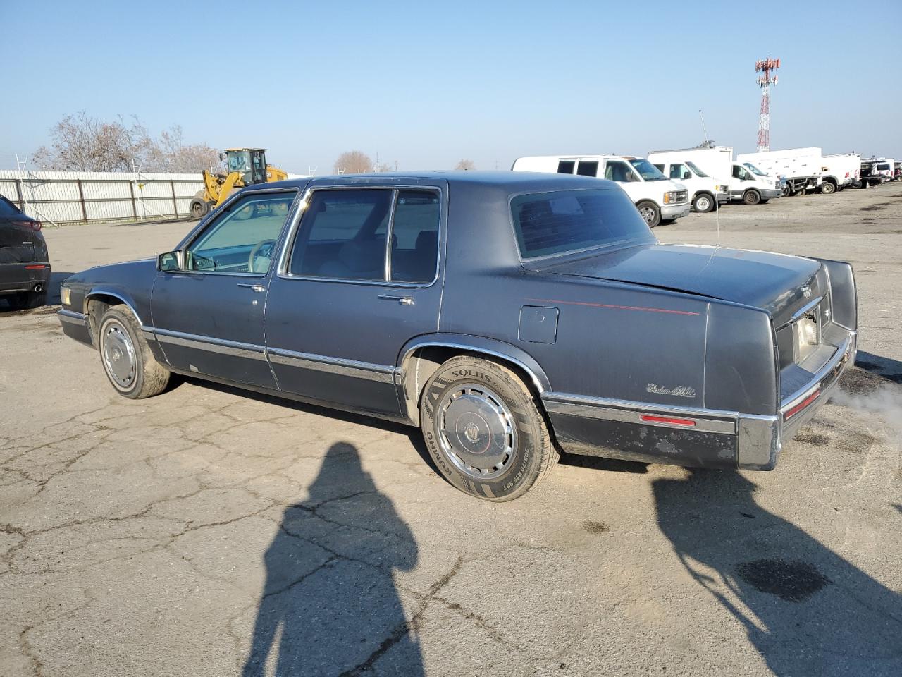 1991 Cadillac De Ville - Image 2