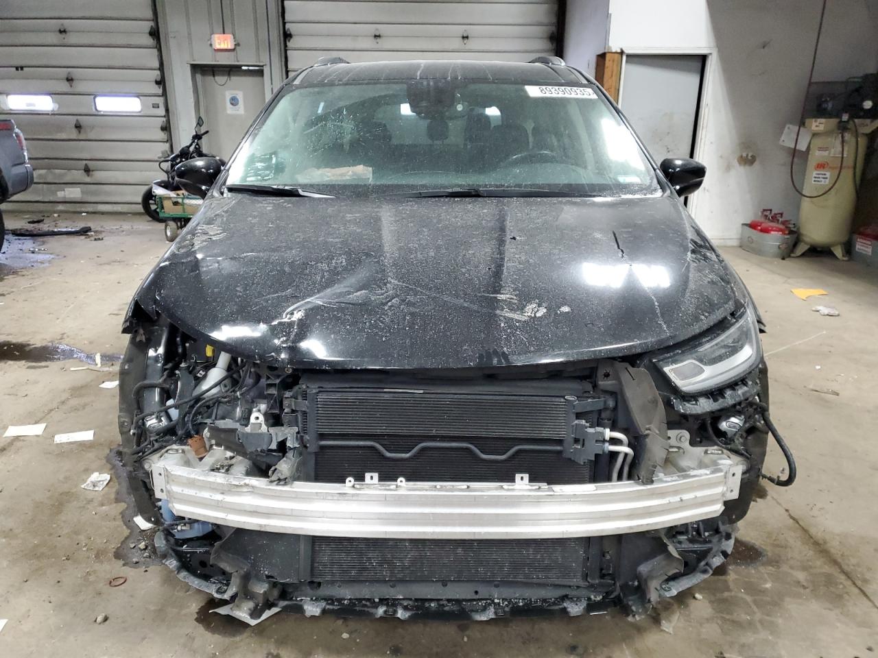 2021 Chrysler Pacifica - Image 5