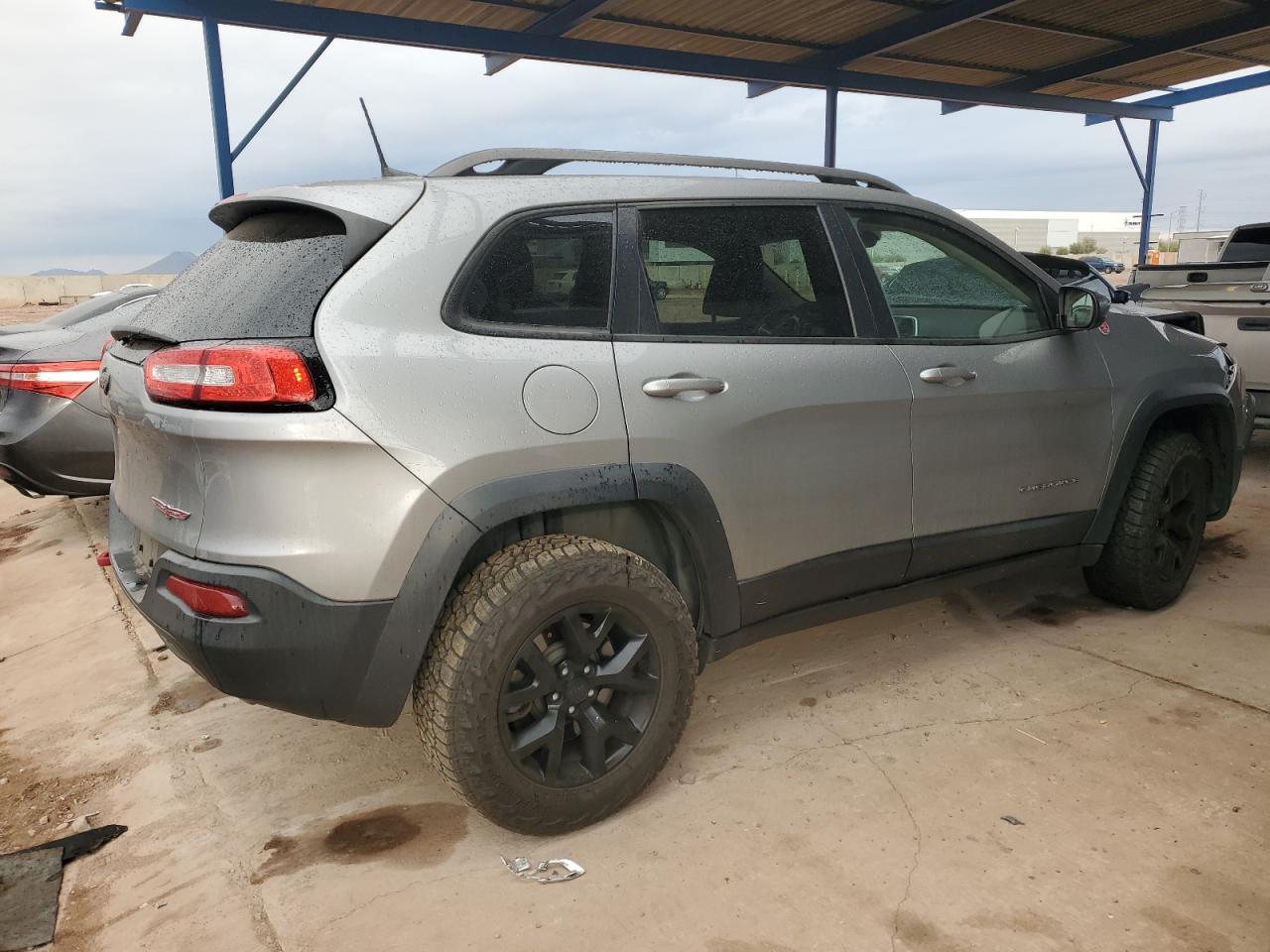 2016 Jeep Cherokee - Image 3