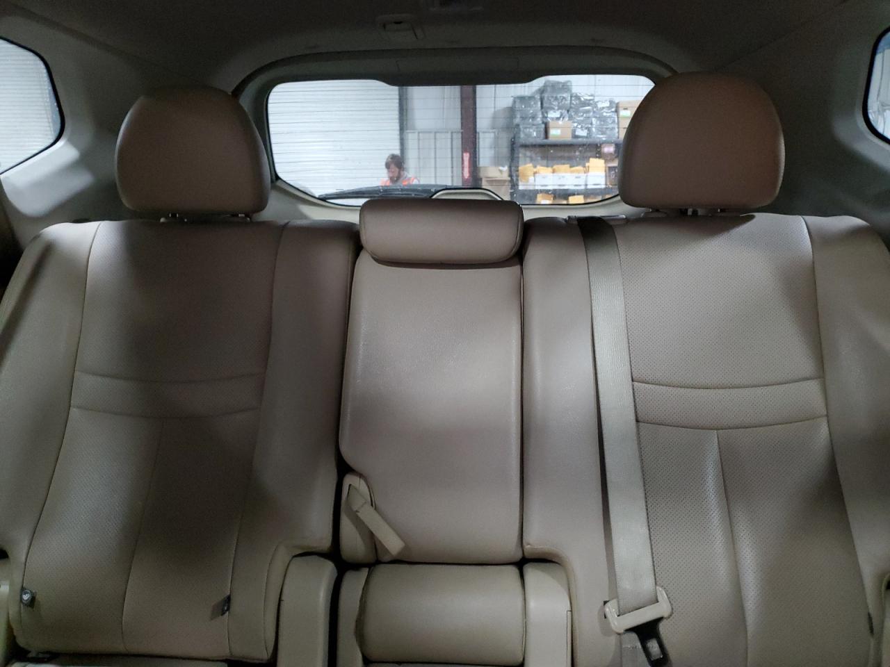 2020 Nissan Rogue - Image 10