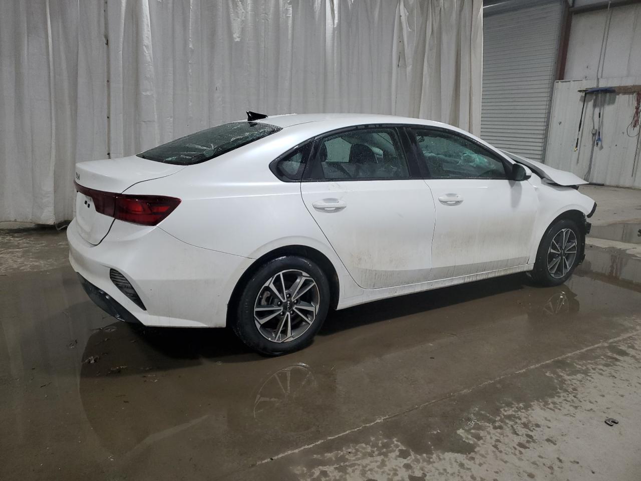 2022 Kia Forte - Image 3