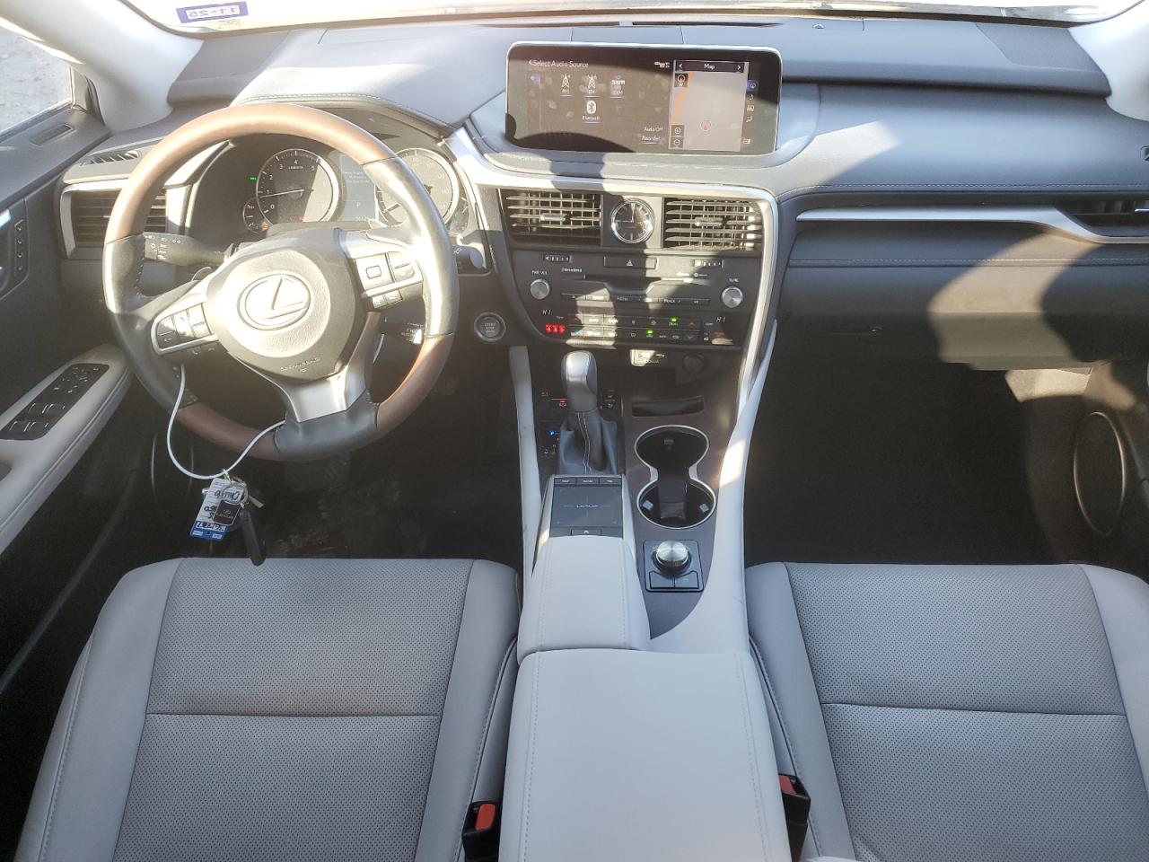 2020 Lexus RX - Image 8