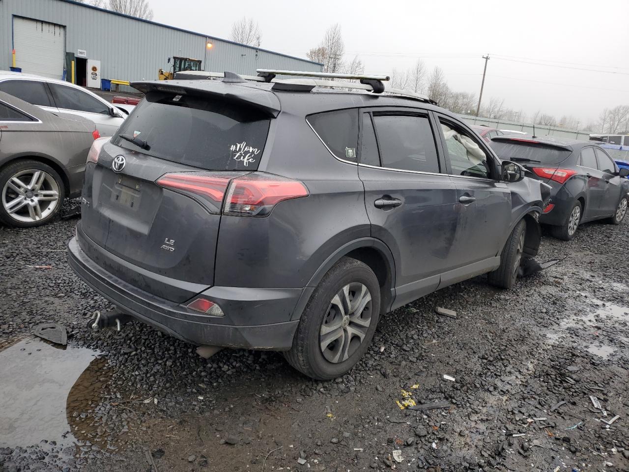 2018 Toyota RAV 4 - Image 3