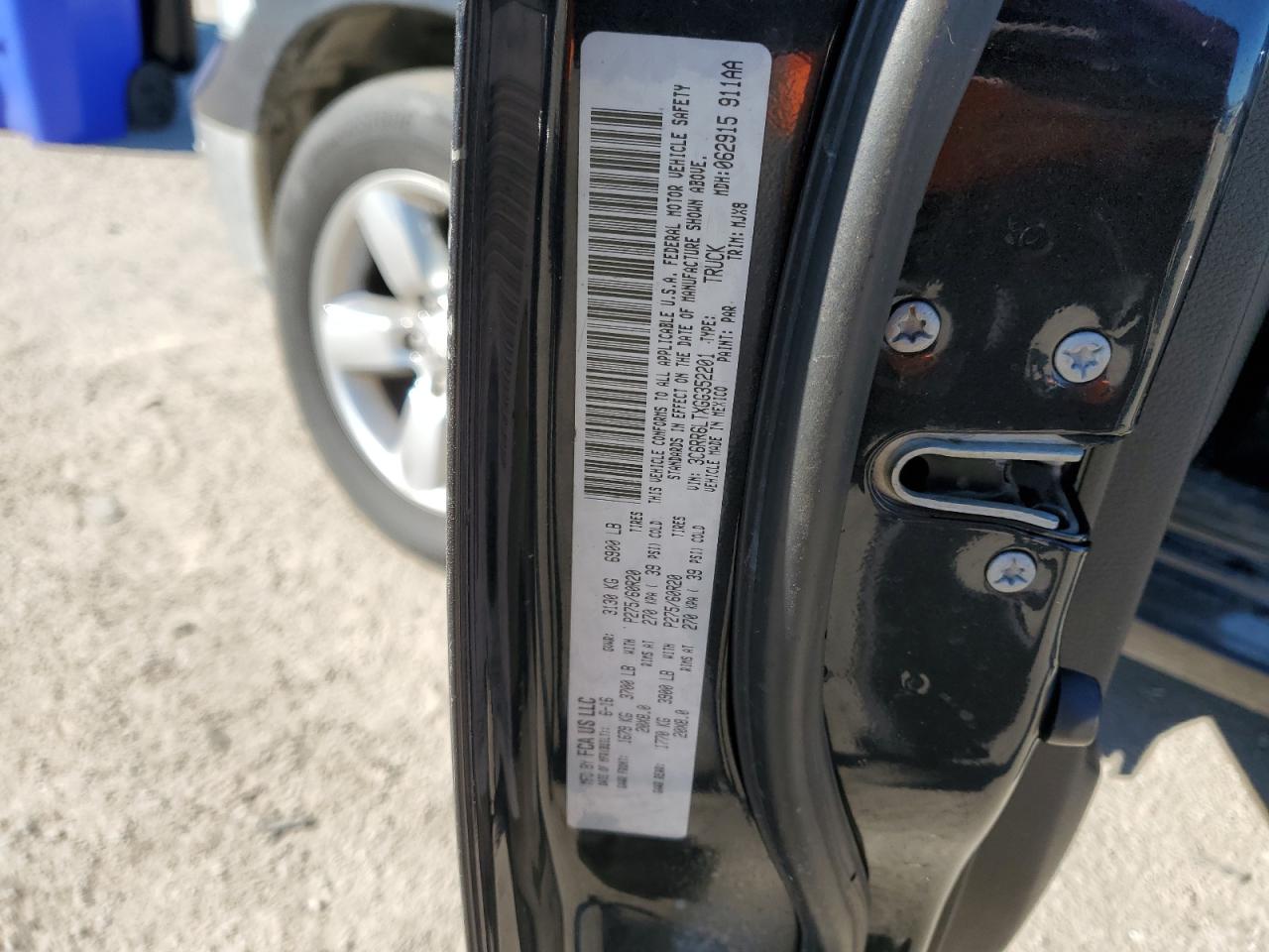 2016 RAM 1500 - Image 12