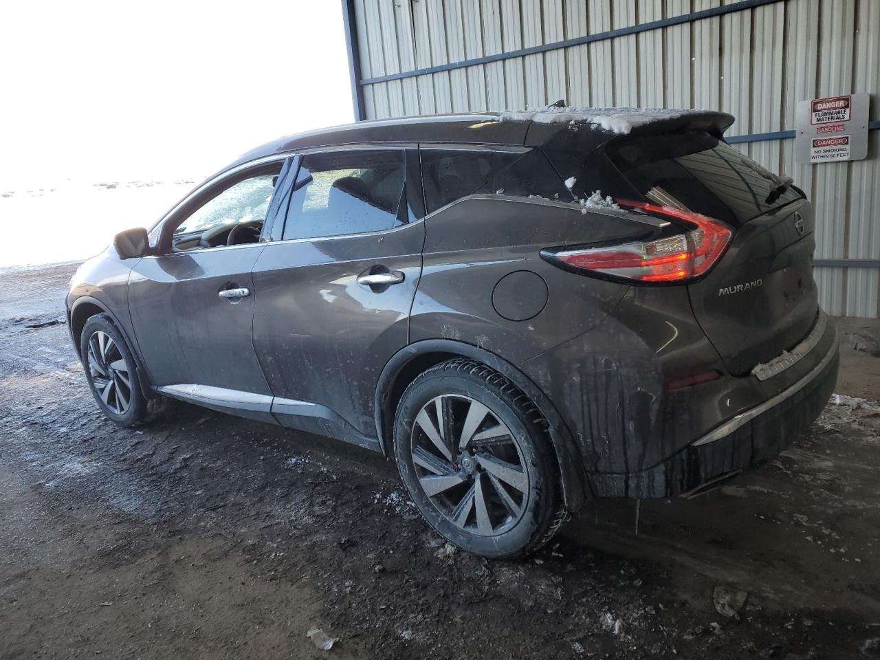 2015 Nissan Murano - Image 2