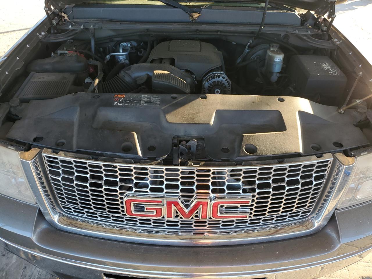 2013 GMC Sierra - Image 12