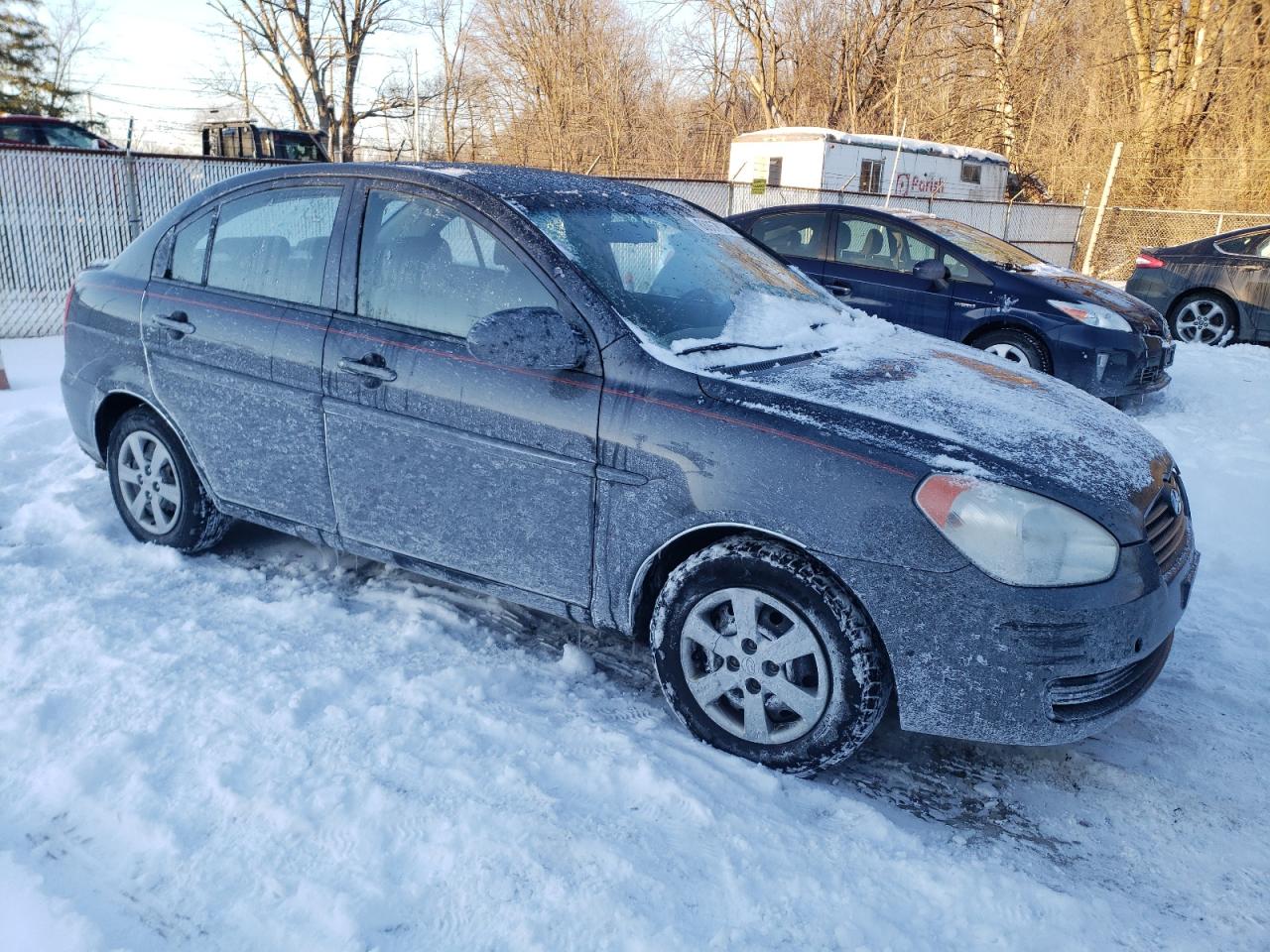 2009 Hyundai Accent - Image 4