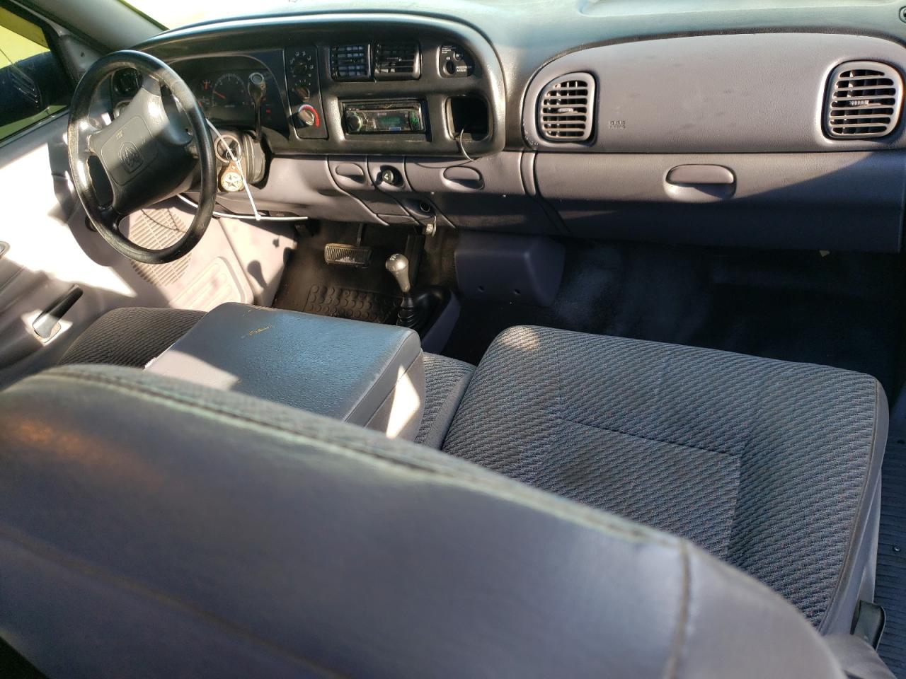 2001 Dodge RAM - Image 8