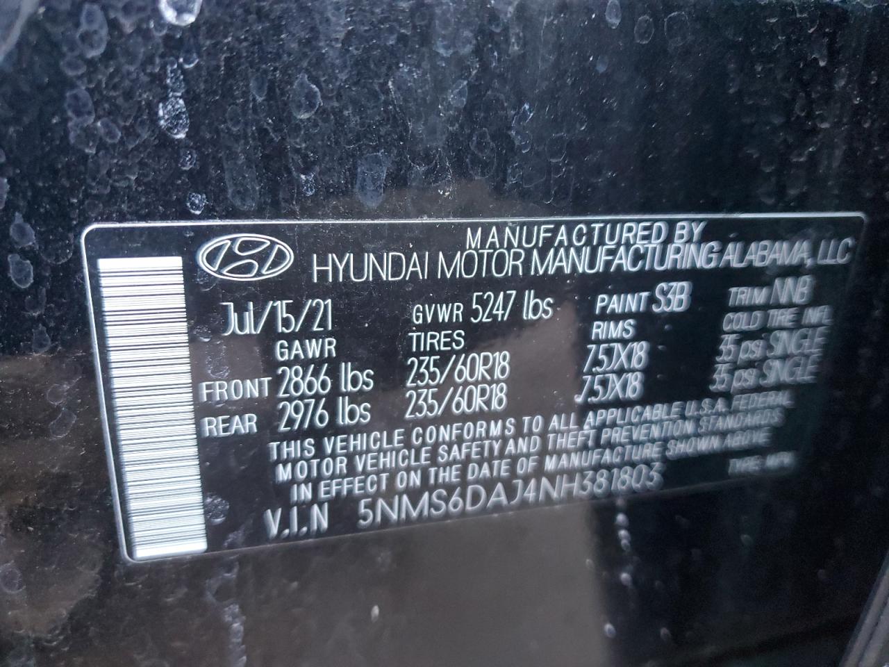 2022 Hyundai Santa Fe - Image 13