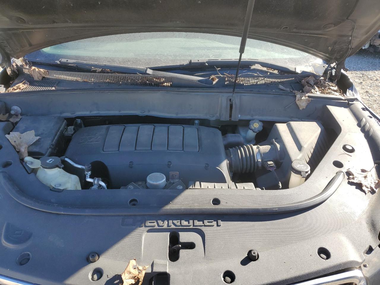 2011 Chevrolet Traverse - Image 14