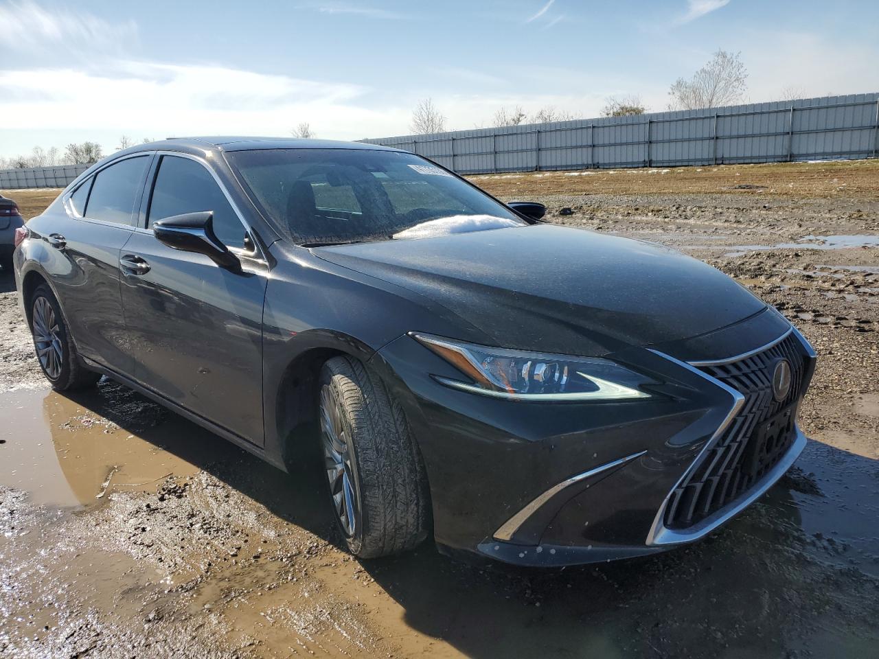 2024 Lexus ES - Image 4