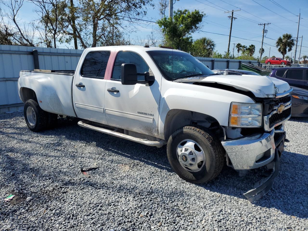 2013 Chevrolet Silverado - Image 4