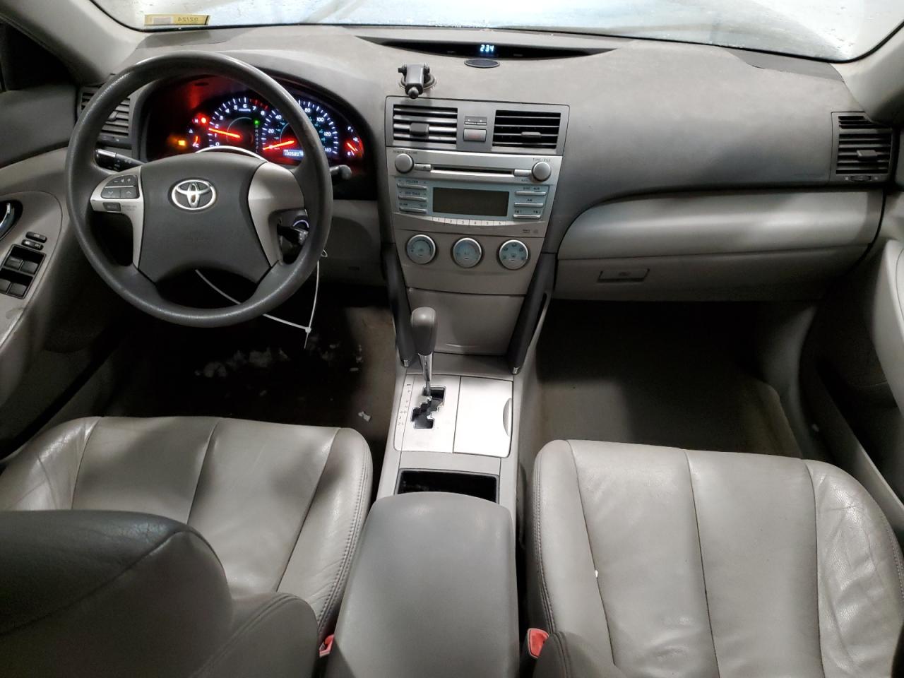 2007 Toyota Camry - Image 8