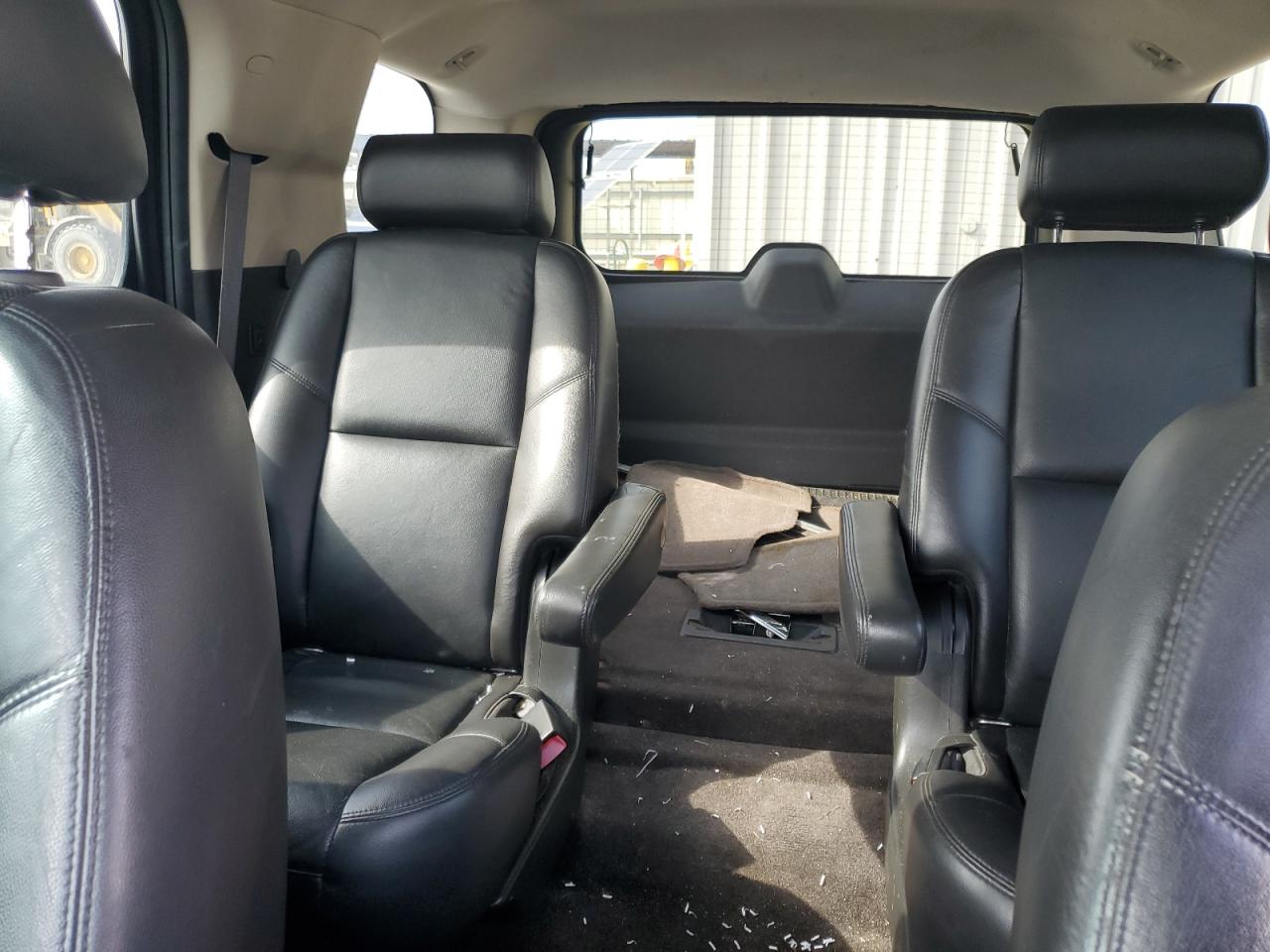 2010 Chevrolet Tahoe - Image 10