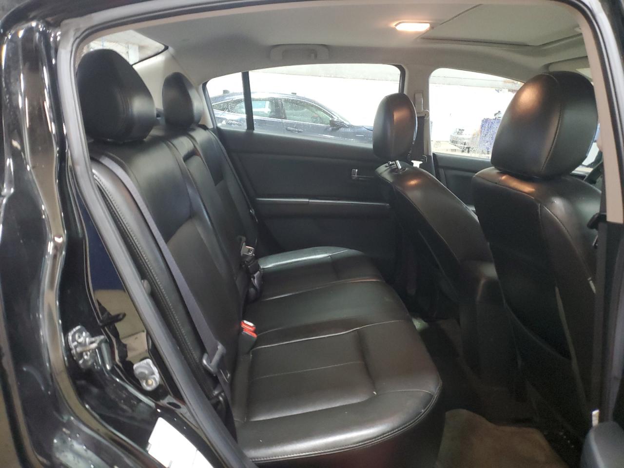 2011 Nissan Sentra - Image 10