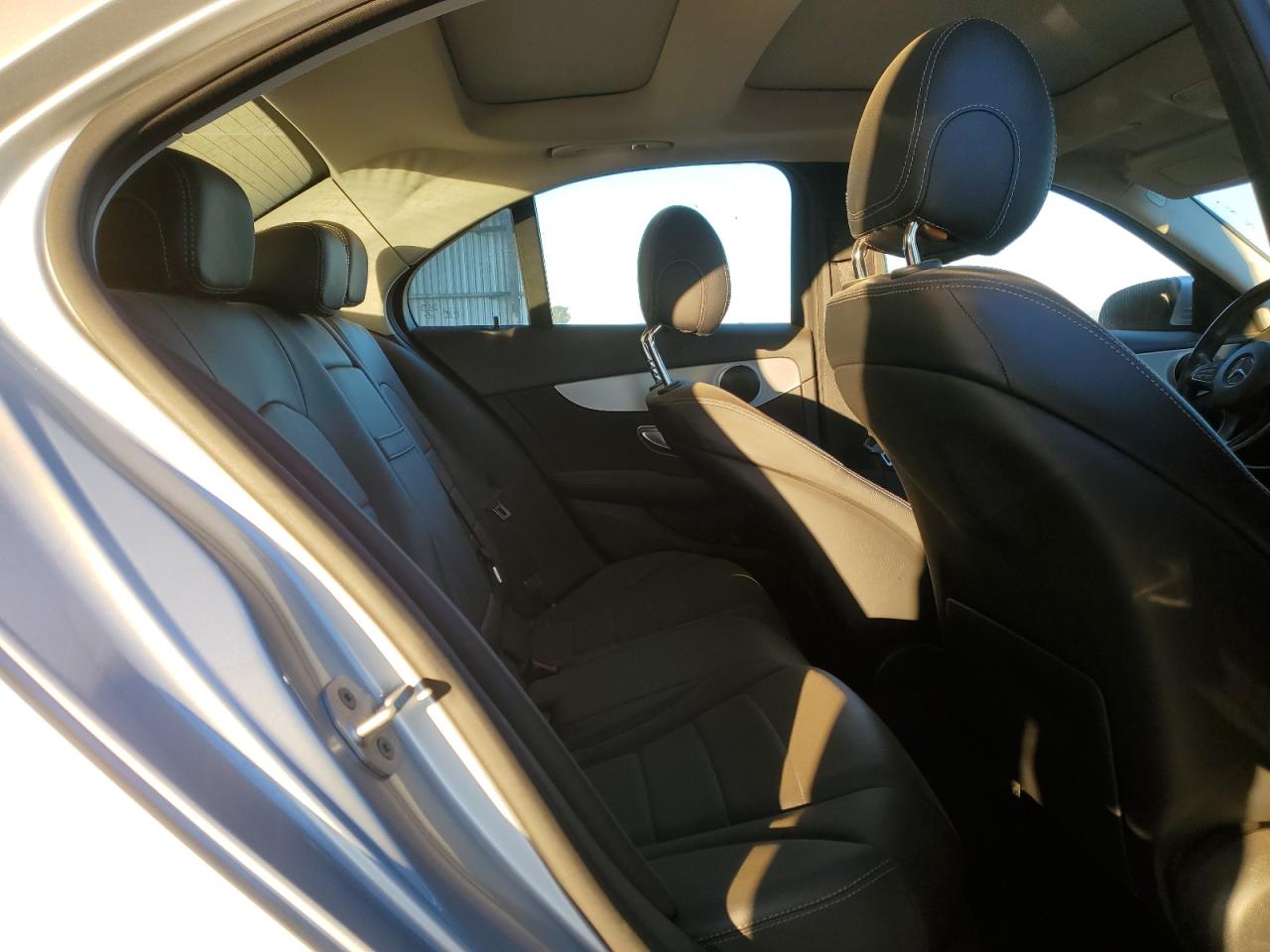 2016 Mercedes-Benz C-klasse - Image 10