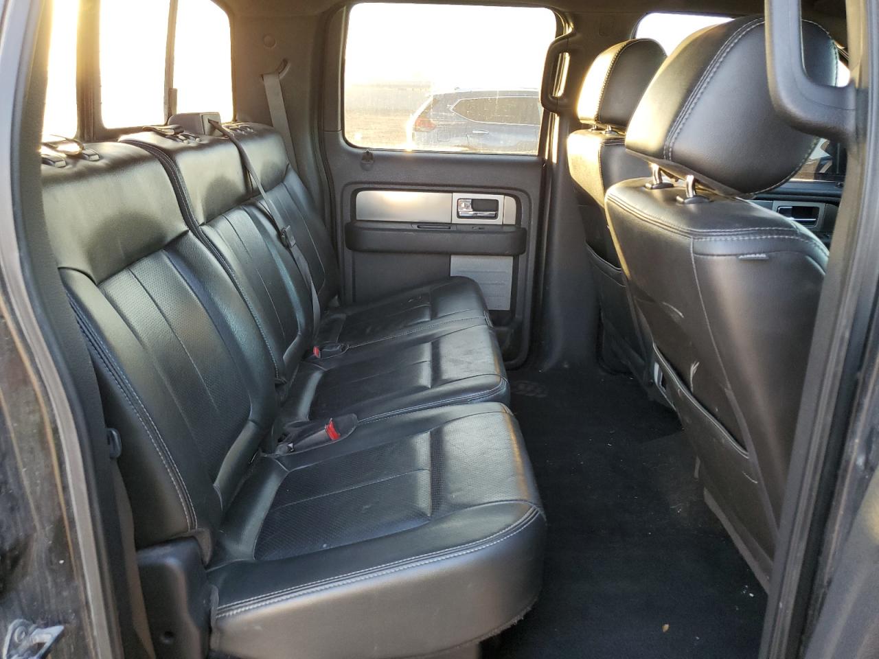 2013 Ford F-150 - Image 10