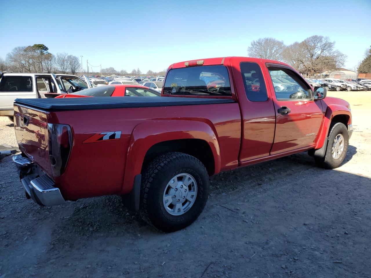 2004 Chevrolet Colorado - Image 3