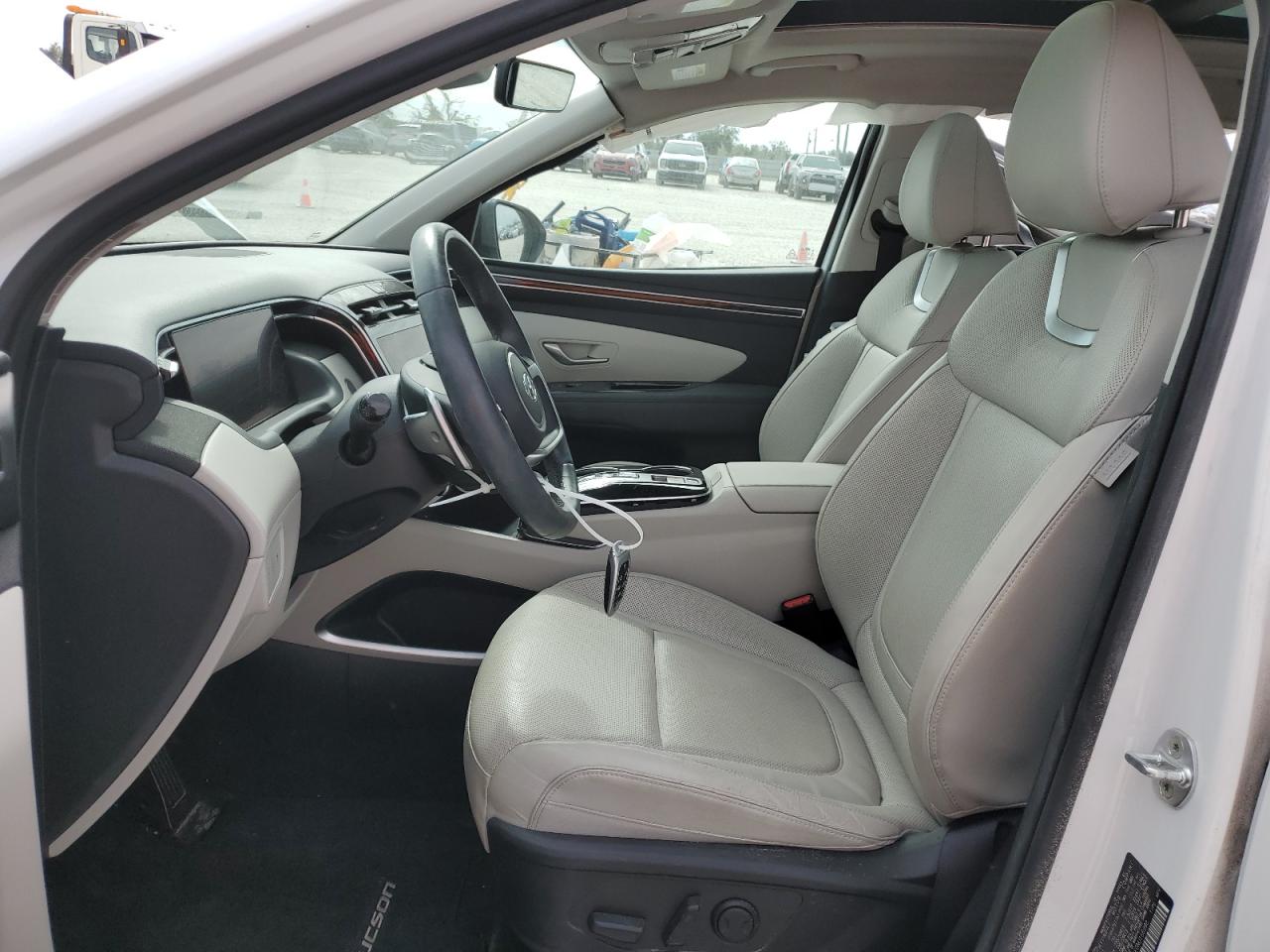 2022 Hyundai Tucson - Image 7
