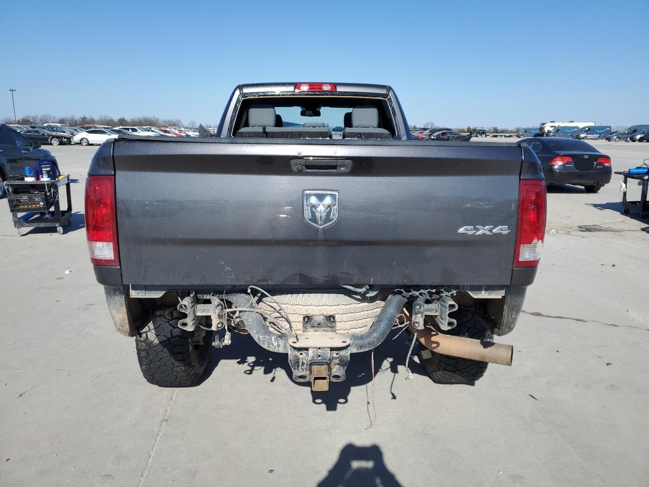 2016 RAM 2500 - Image 6