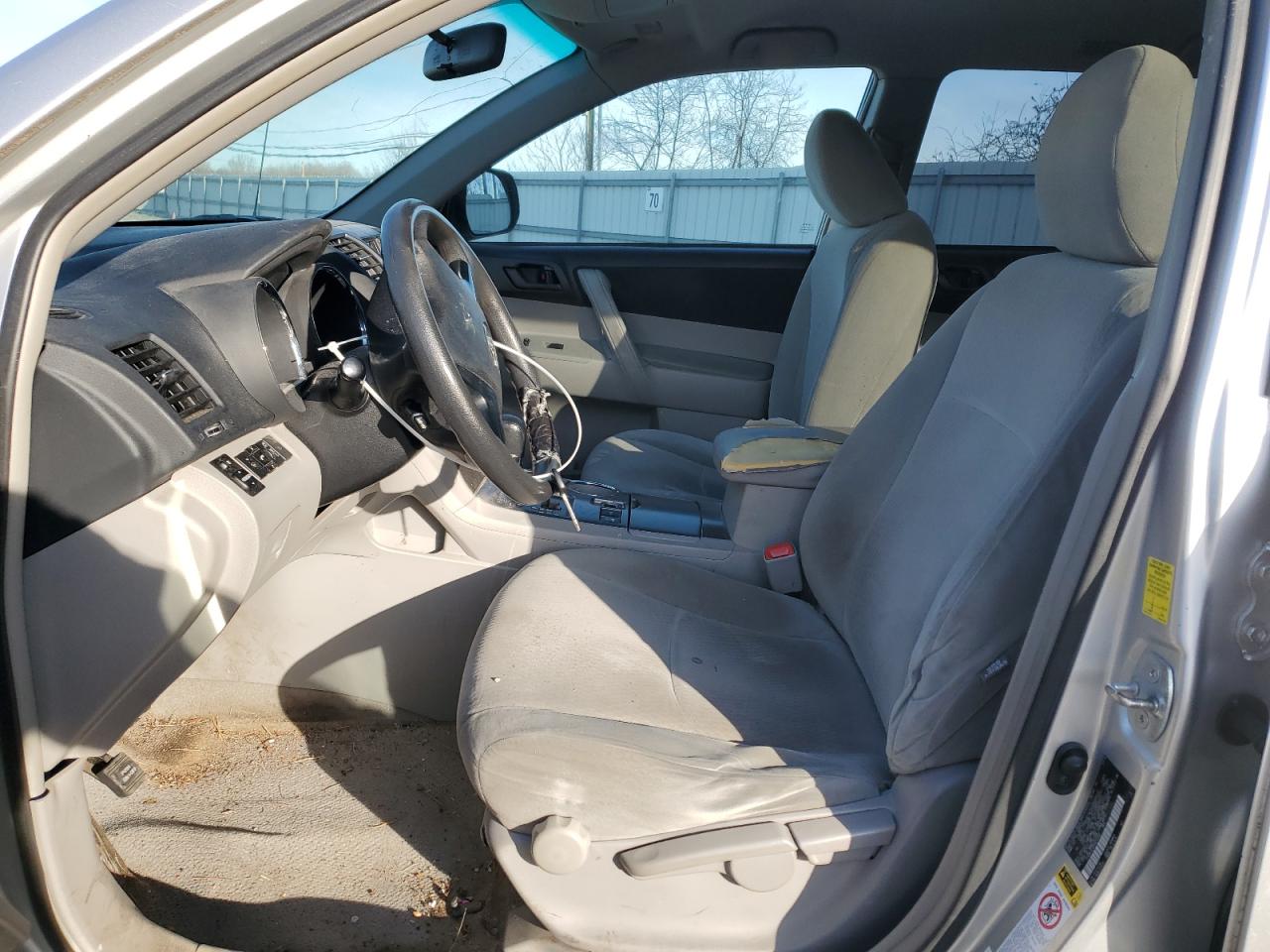 2010 Toyota Highlander - Image 7