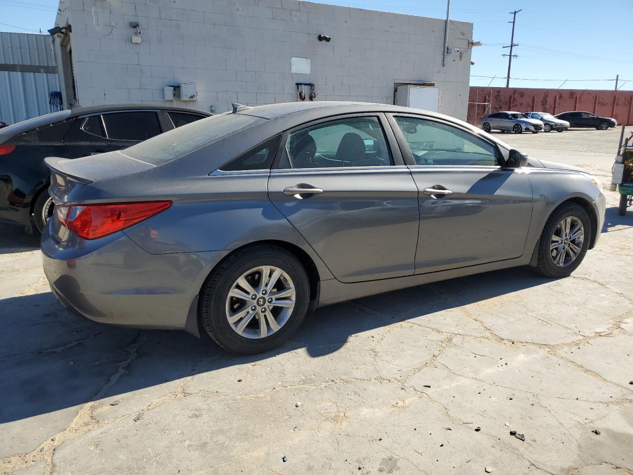 VIN 5NPEB4AC7DH607635 2013 HYUNDAI SONATA no.3