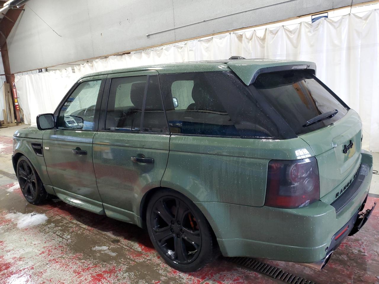 2011 Land Rover Range Rover - Image 2