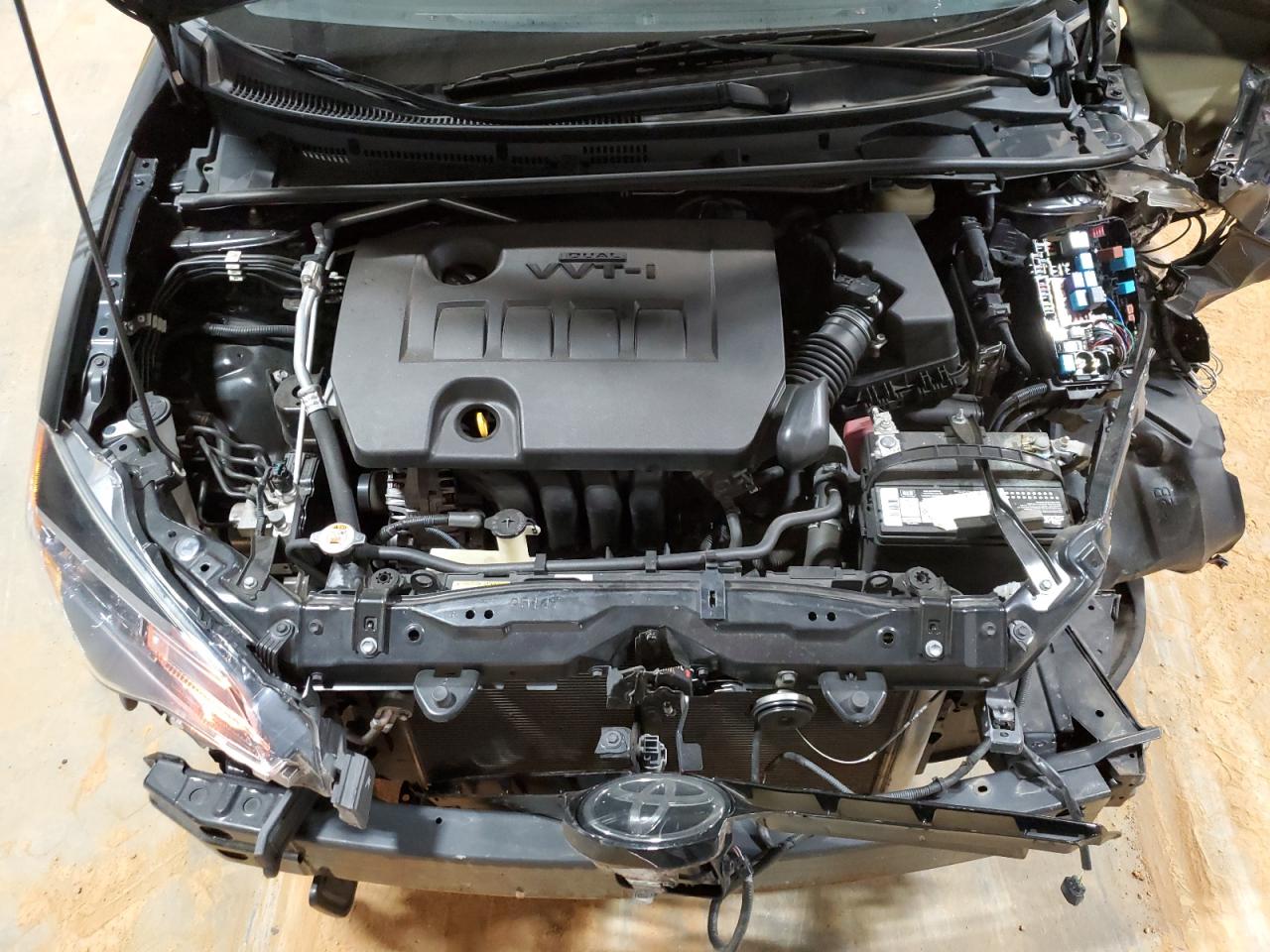 2017 Toyota Corolla - Image 13