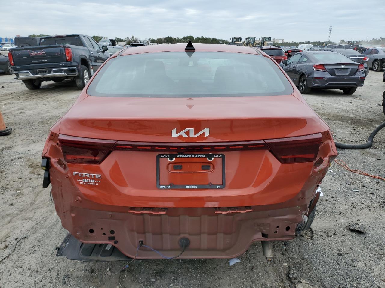 2023 Kia Forte - Image 6