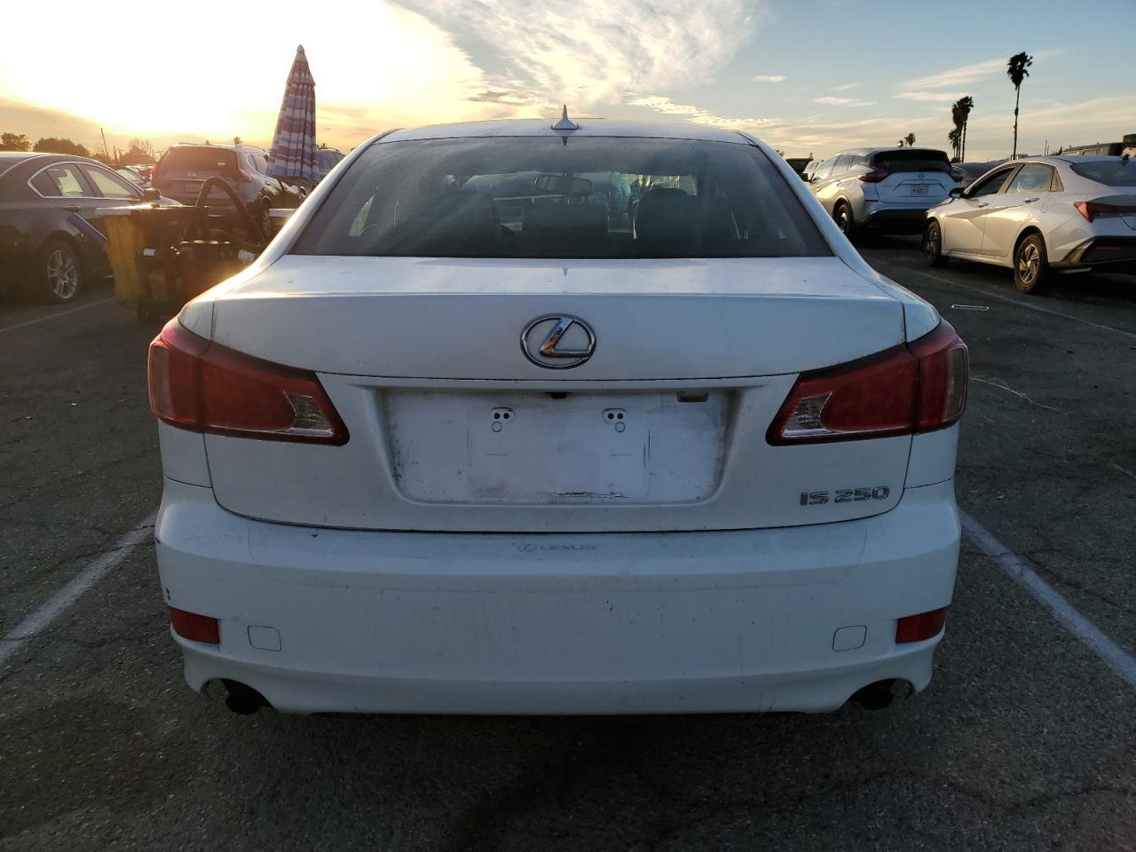 VIN JTHBF5C27D5190744 2013 LEXUS IS no.6