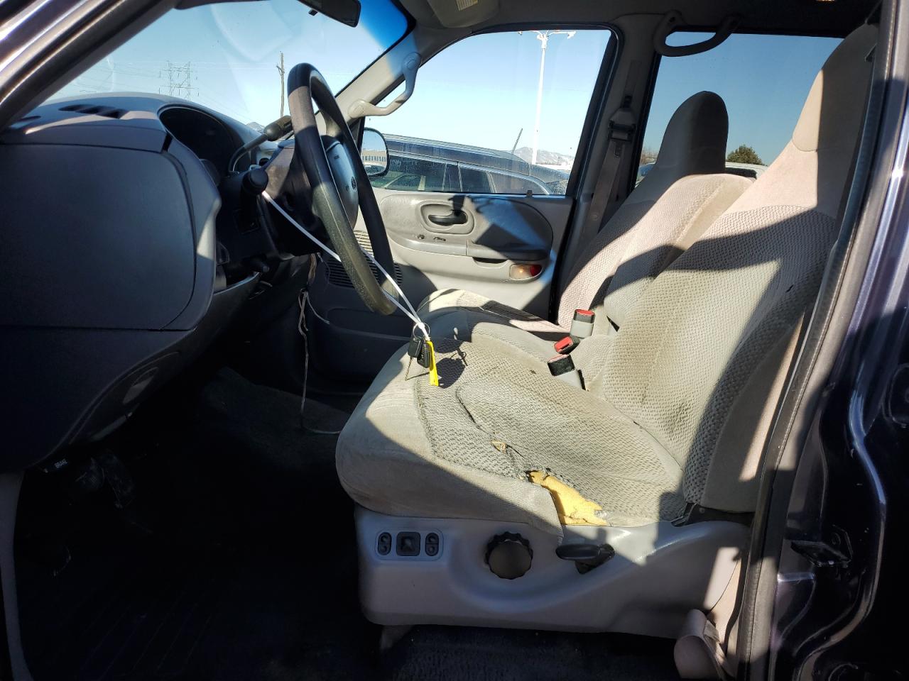 2001 Ford F-150 - Image 7