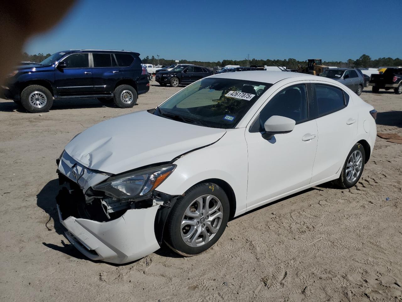 2017 Toyota Yaris - Image 1