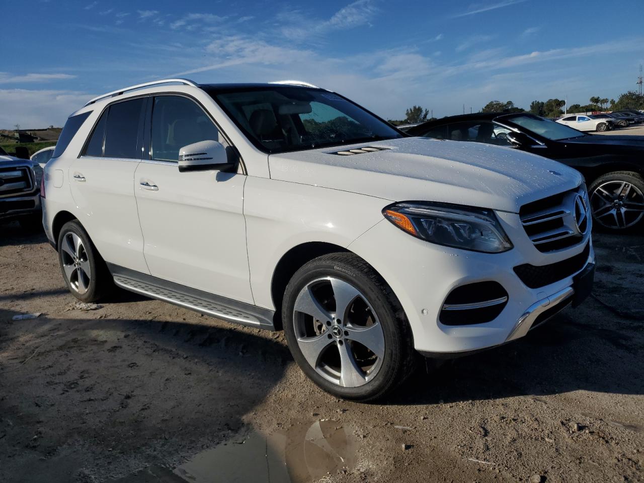 VIN 4JGDA5HB7HA936667 2017 MERCEDES-BENZ GLE-CLASS no.4