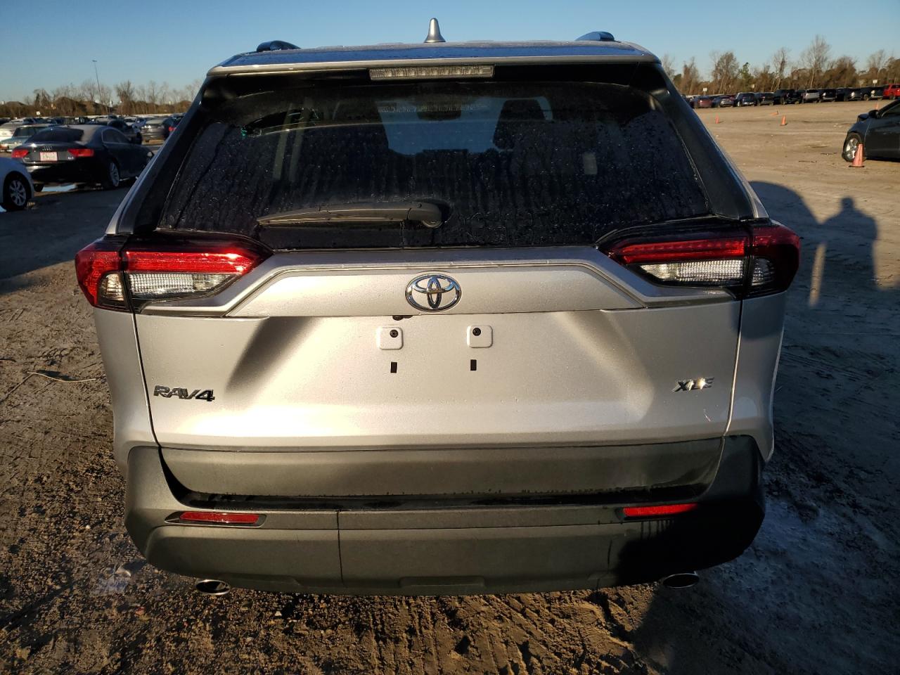 2023 Toyota RAV 4 - Image 6