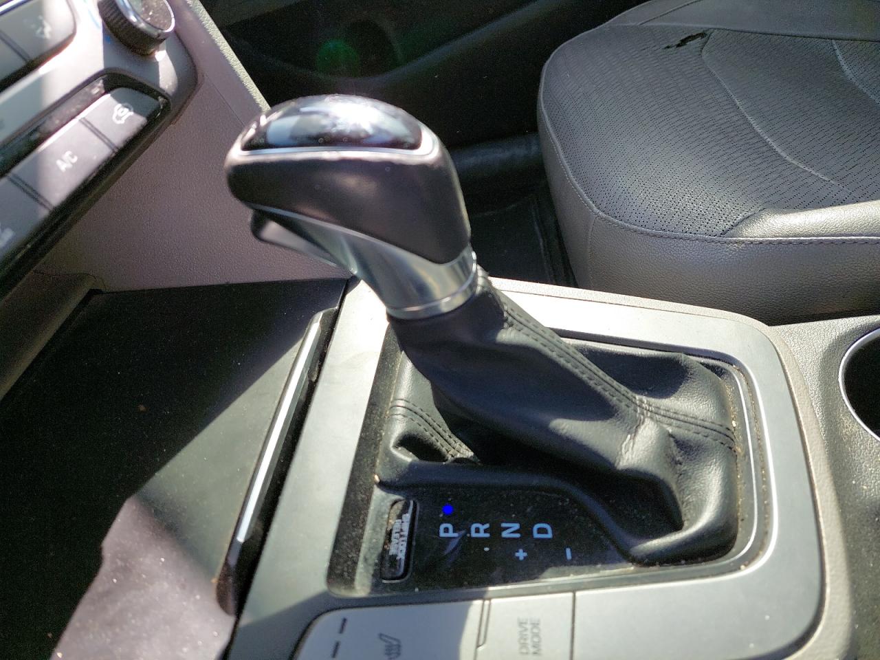 KMHD84LF5HU127795 - 2017 HYUNDAI ELANTRA - #42268455