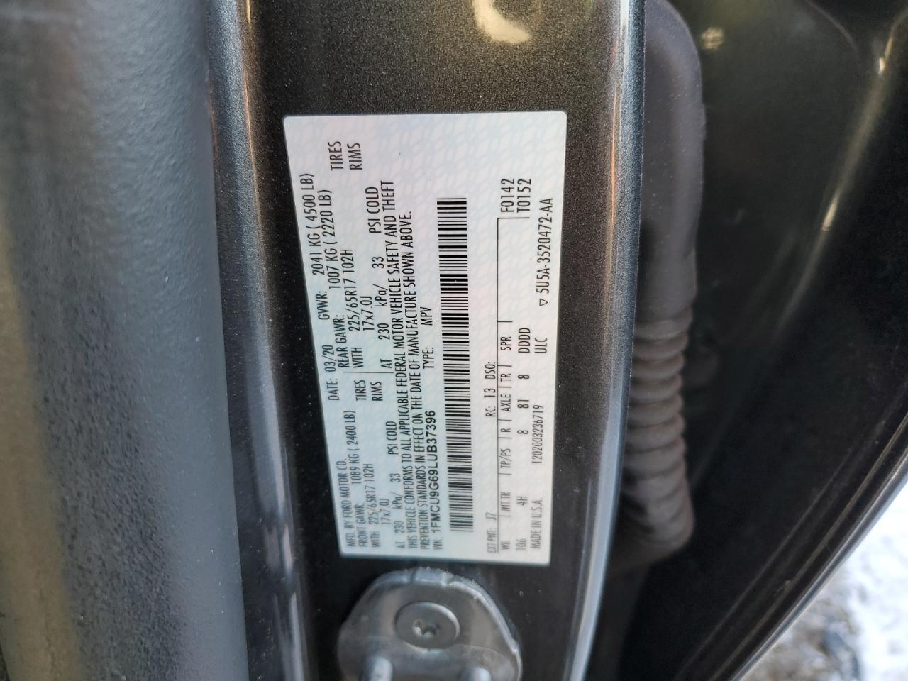2020 Ford Escape - Image 13