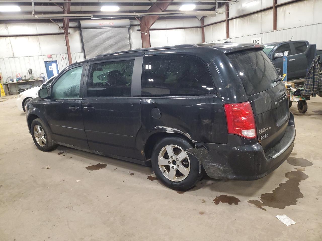2012 Dodge Caravan - Image 2