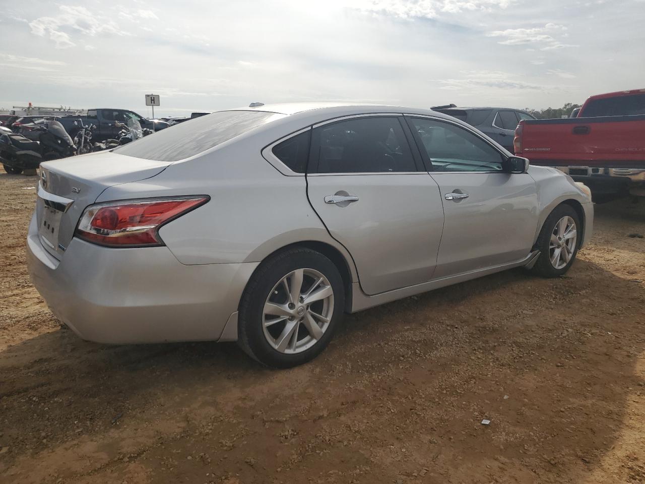 2014 Nissan Altima - Image 3