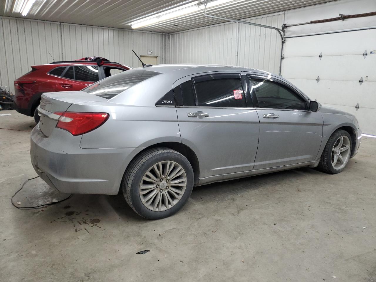 2013 Chrysler 200 - Image 3