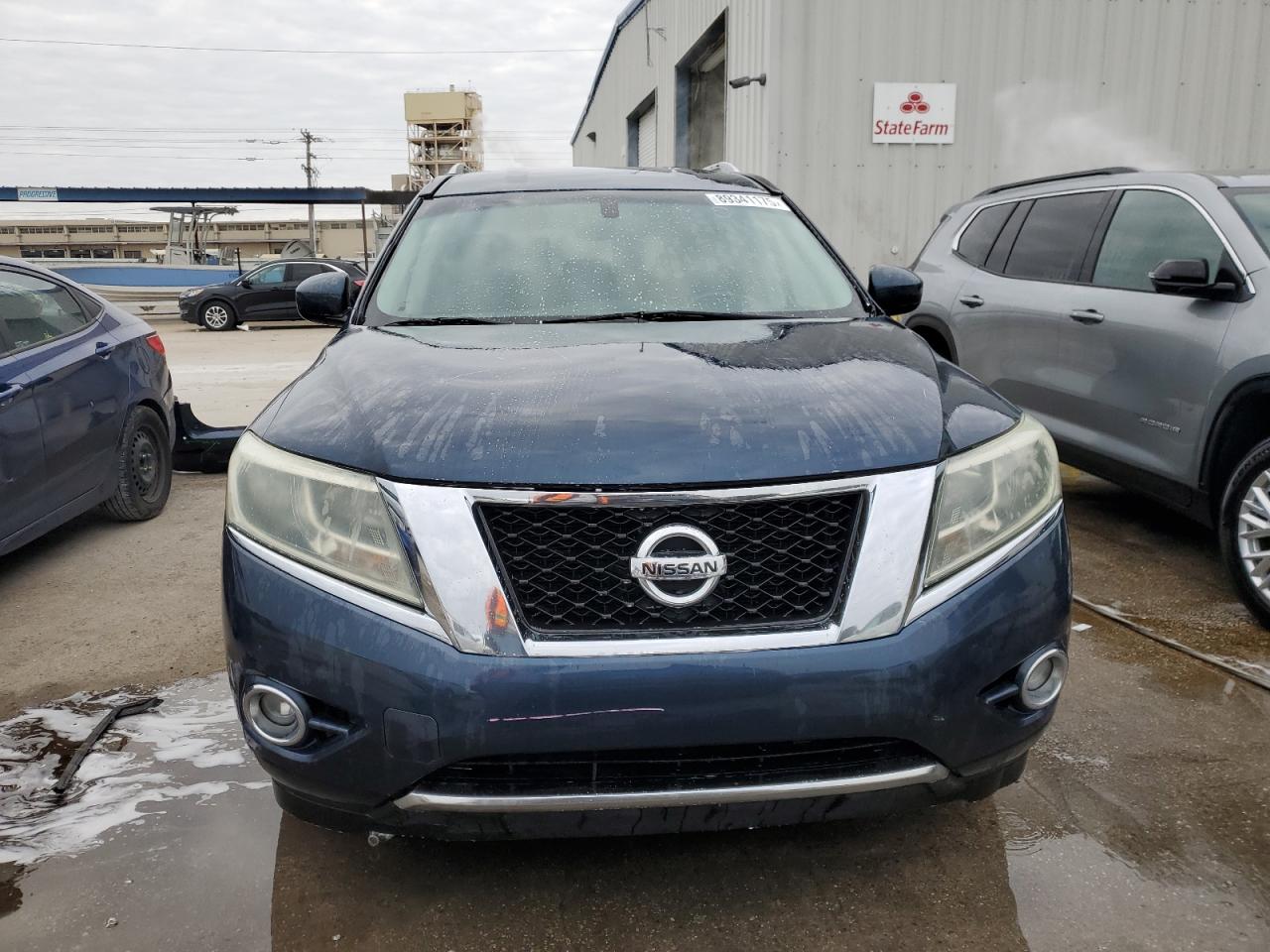 2015 Nissan Pathfinder - Image 5